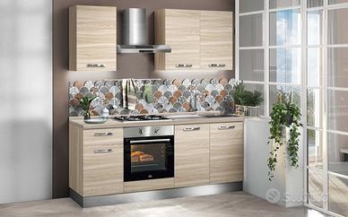 Mobili cucina compreso forno e piano cottura a gas