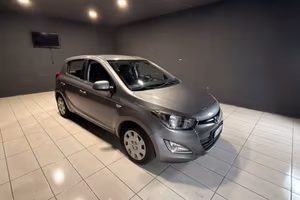 HYUNDAY I 20 DEL 2013 1200 GPL VALIDO FINO 2033
