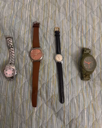 Lotto 4 Orologi da Polso Uomo/Donna