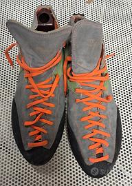 Scarpe da arrampicata 