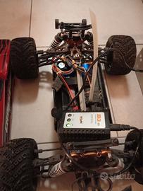 MACCHINA RADIOCOMANDATA