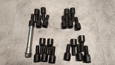 bulloni auto 12x15 20 pezzi