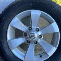 Cerchi nissan r 17 6 fori