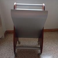 Carrello con ruote 