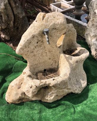 Fontane lavelli piani cascate in pietra naturale