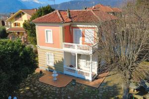 VILLA SINGOLA A ALMESE
