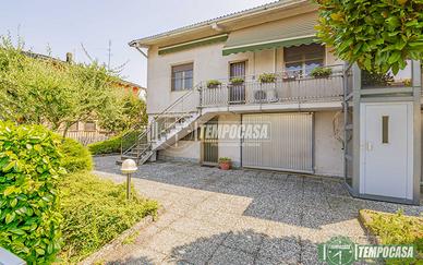 VILLA BIFAMILIARE LIBERA SUBITO!