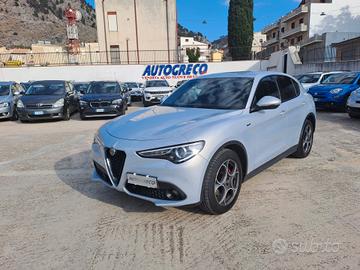 Alfa Romeo Stelvio 2.2 Turbodiesel 190 CV AT8 RWD 