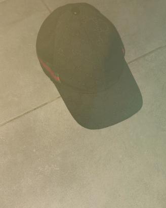 Cappellino Gucci GG Canvas Web Stripe 🧢