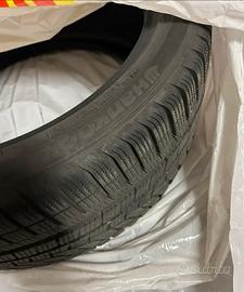 Gomme Hankook 245/40 R18