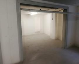 Garage e magazzino