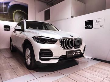 BMW X5 (G05/F95) - X5 xDrive30d 48V Busines