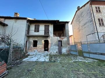 CASA SEMINDIPENDENTE A CALLIANO