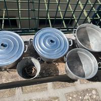 Pentole in alluminio antiche