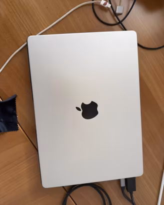 MacBook M2 Pro 14 (2023)