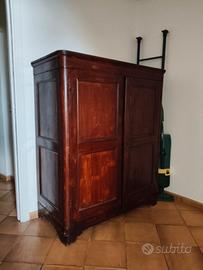 Piccolo armadio arte povera 