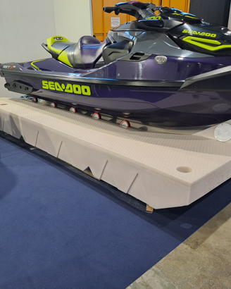 Pedana moto d'acqua