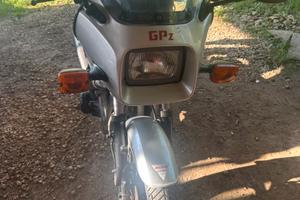 Moto Kawasaki Zx550 A