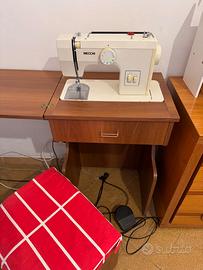 Macchina da cucire Necchi type 515