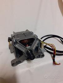 motore e pompa Indesit