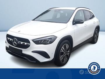 Mercedes-Benz GLA 180 d Automatic Advanced Pr...