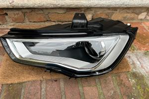 Faro bi xenon led Audi A3 8v 2012-2016 NUOVO