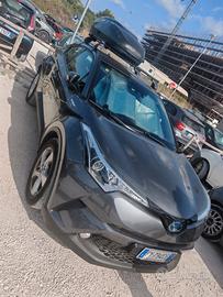 ch-r Toyota 