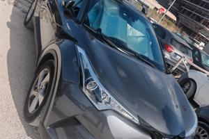ch-r Toyota 
