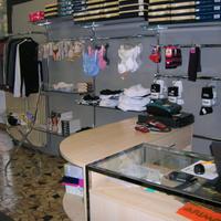 Arredamento per negozio