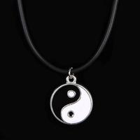 Collana yin yang