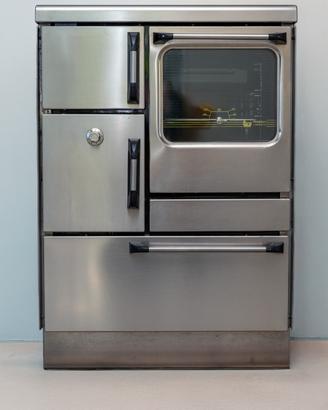 Cucina a legna con forno e ventola