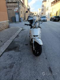 Scarabeo 300S anno 2010