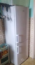 Frigorifero Smeg Combinato – Ampio e Spazioso