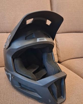 casco integrale LEAT 51/52