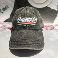 Cappello Balenciaga