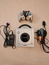 Nintendo GameCube Platinum Silver (DOL-101)