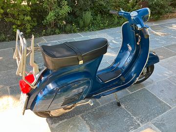 Vespa Piaggio primavera 125