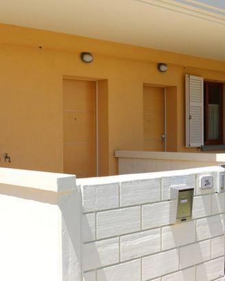 Bilocale arredato con spazi esterni