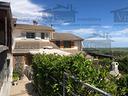 villa-a-schiera-su-due-livelli-con-giardino