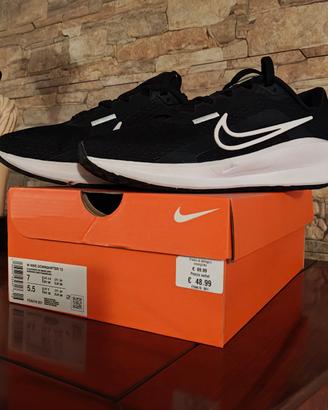 scarpe Nike nuove