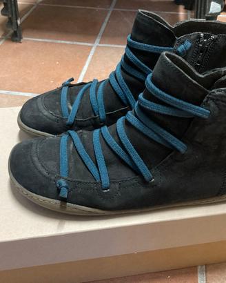 SCARPE CAMPER PEU