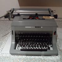 Macchina da scrivere OLIVETTI LINEA 88