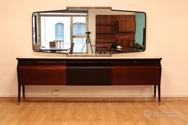 Credenza Osvaldo Borsani per fratelli Turri