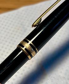 Montblanc penna a sfera Meisterstuck