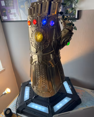 Guanto dell’Infinito Thanos De Agostini Marvel