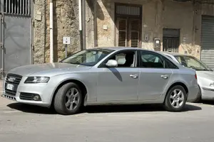 AUDI A 4