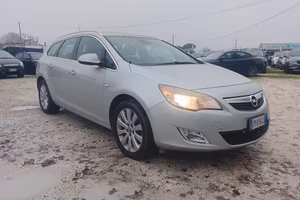 OPEL Astra 1.7 CDTI 110CV Sports Tourer Cosmo