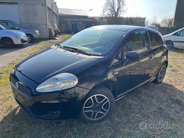 Fiat Grande Punto Grande Punto 1.3 MJT 75 CV 3 por