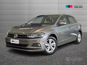 Volkswagen Polo VI 2017 5p 1.0 mpi Comfortlin...