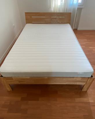 Letto in rovere con materasso